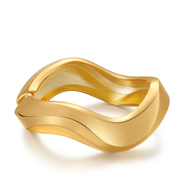 2024 New Arrival Fashion Cheap Wholesale Chunky Retro Bracelet Wide Cuff Smooth Stripes  Water Drop Silver Round Women Bangle