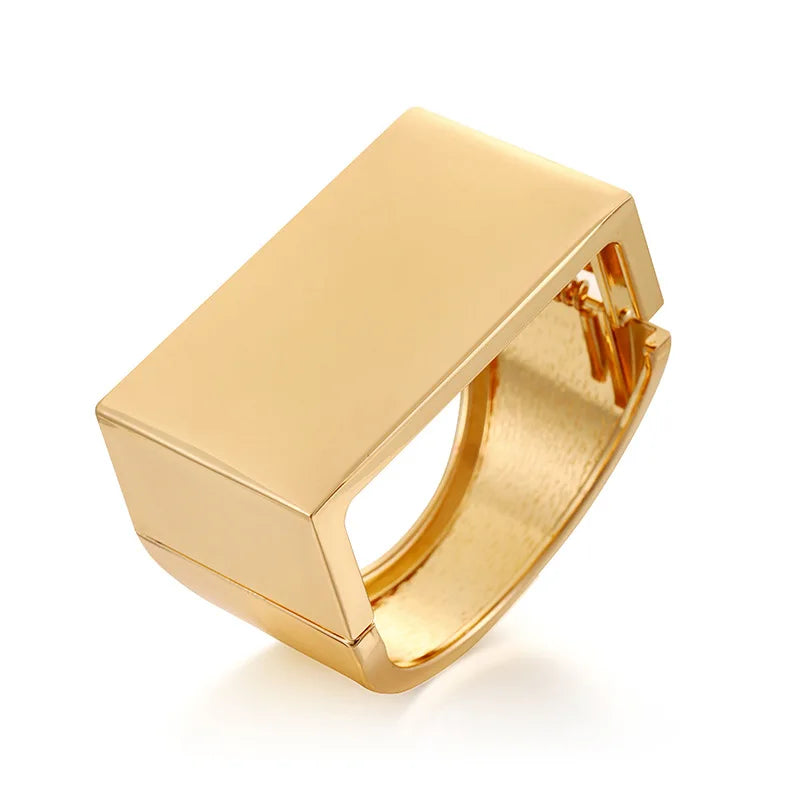 2024 New Arrival Fashion Cheap Wholesale Chunky Retro Bracelet Wide Cuff Smooth Stripes  Water Drop Silver Round Women Bangle