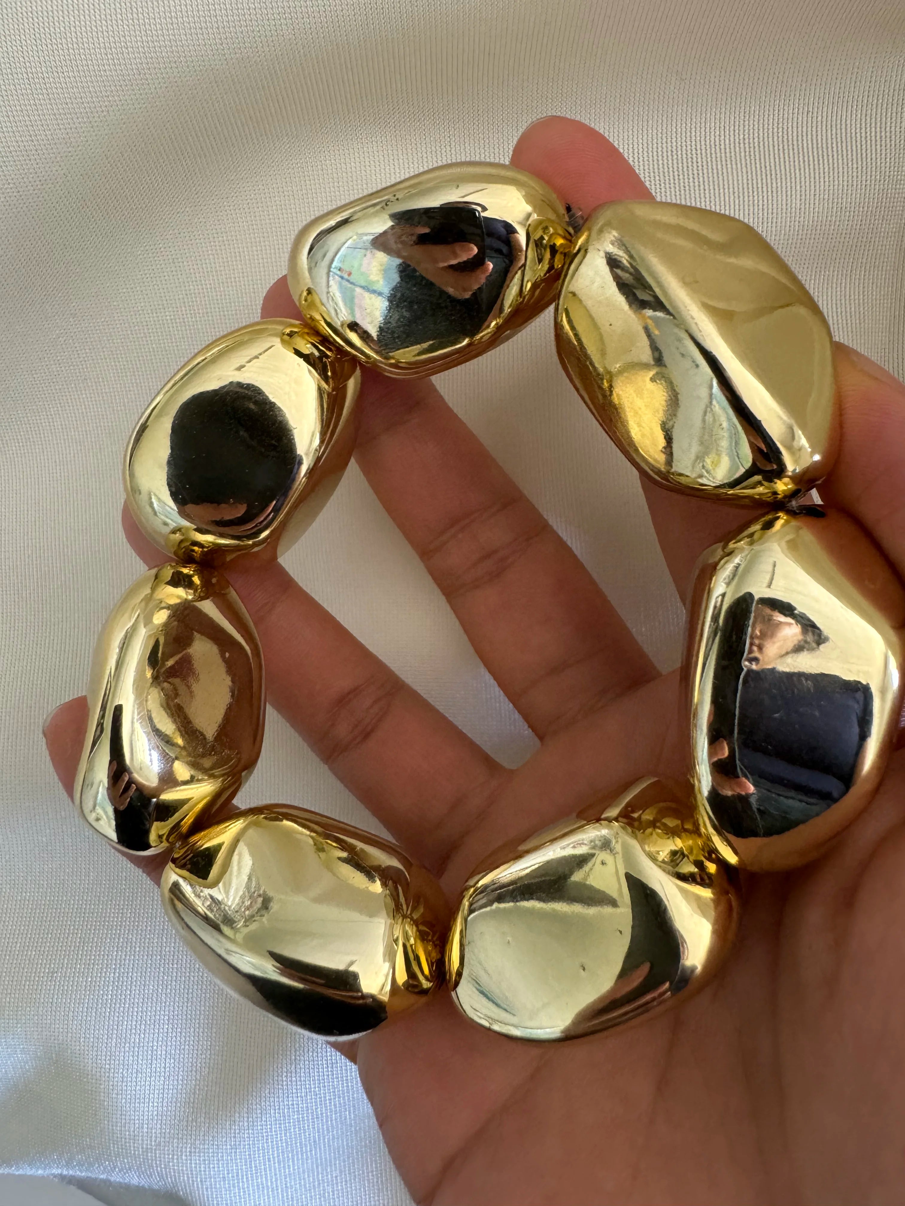 2024 New Arrival Fashion Cheap Wholesale Chunky Retro Bracelet Wide Cuff Smooth Stripes  Water Drop Silver Round Women Bangle