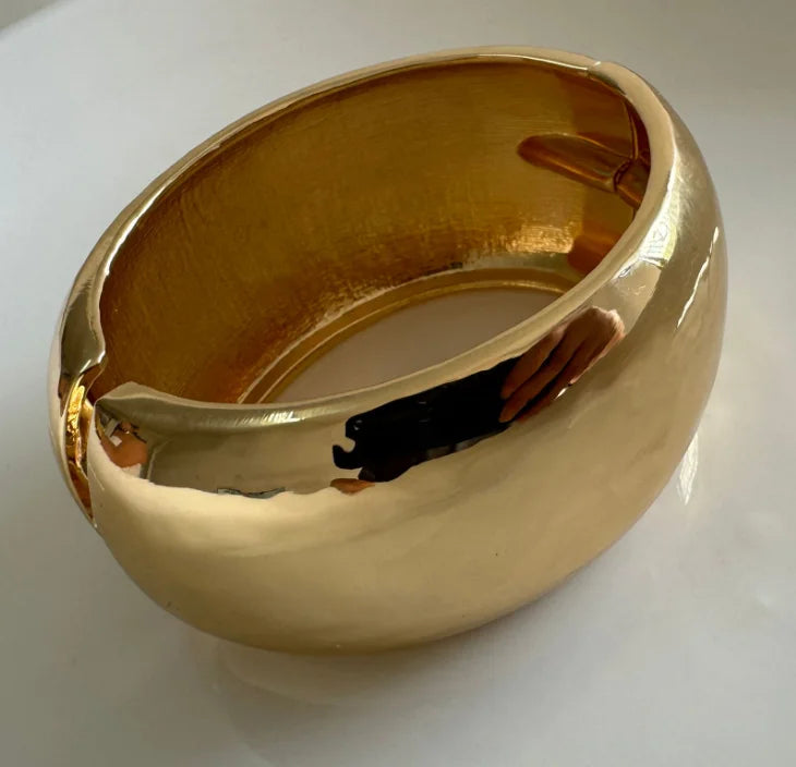 2024 New Arrival Fashion Cheap Wholesale Chunky Retro Bracelet Wide Cuff Smooth Stripes  Water Drop Silver Round Women Bangle