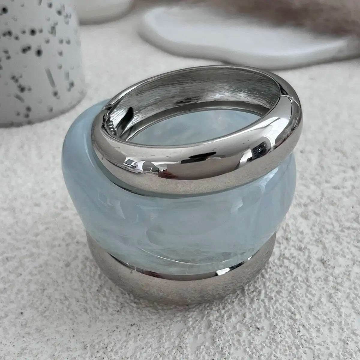 KunJoe – Bracelet large et épais en résine acrylique bleue pour femmes, Punk brillant, cercle géométrique, métal, ouvert, printemps, Y2k