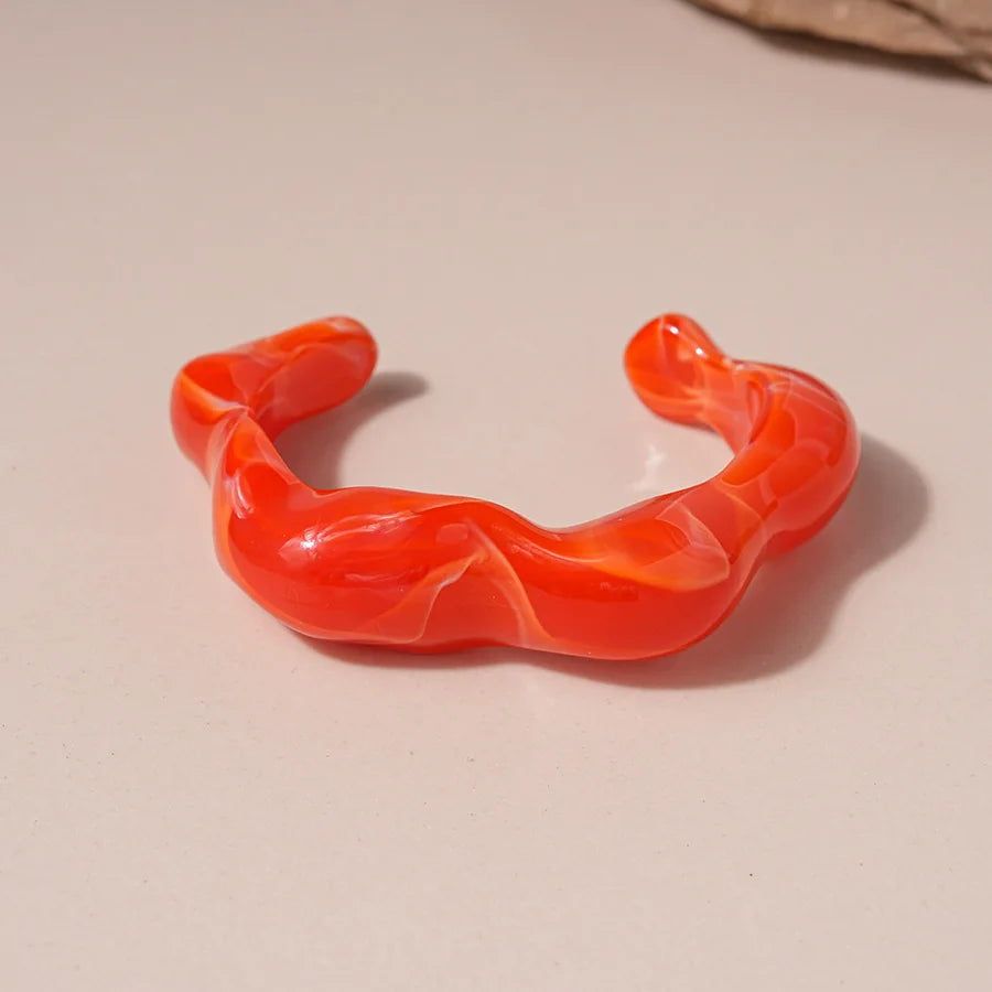 Bracelets épais en acrylique pour femmes, nouvelle tendance, géométrique irrégulière, exagéré, breloque de déclaration, taches, Goth, bijoux B1