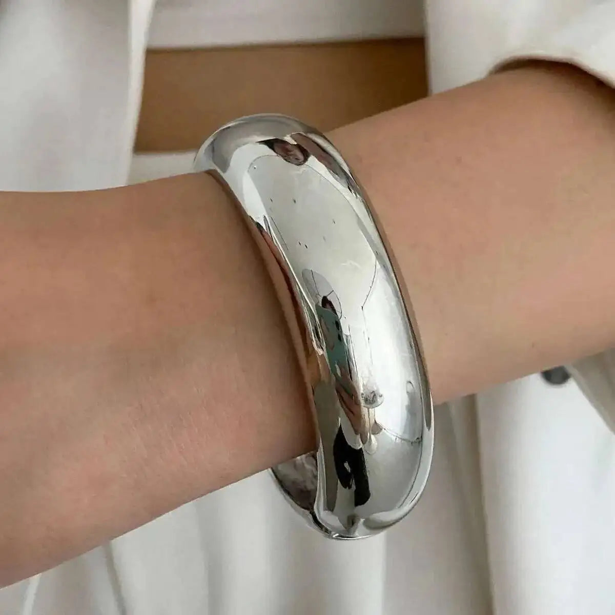 KunJoe – Bracelet large et épais en résine acrylique bleue pour femmes, Punk brillant, cercle géométrique, métal, ouvert, printemps, Y2k